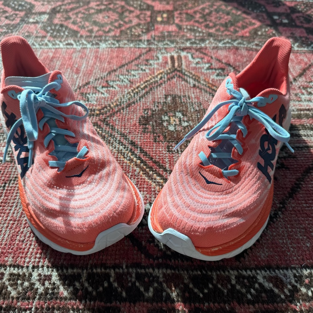 Women’s Hoka Mach 5, Size 9 - Camellia / Peach Parfait